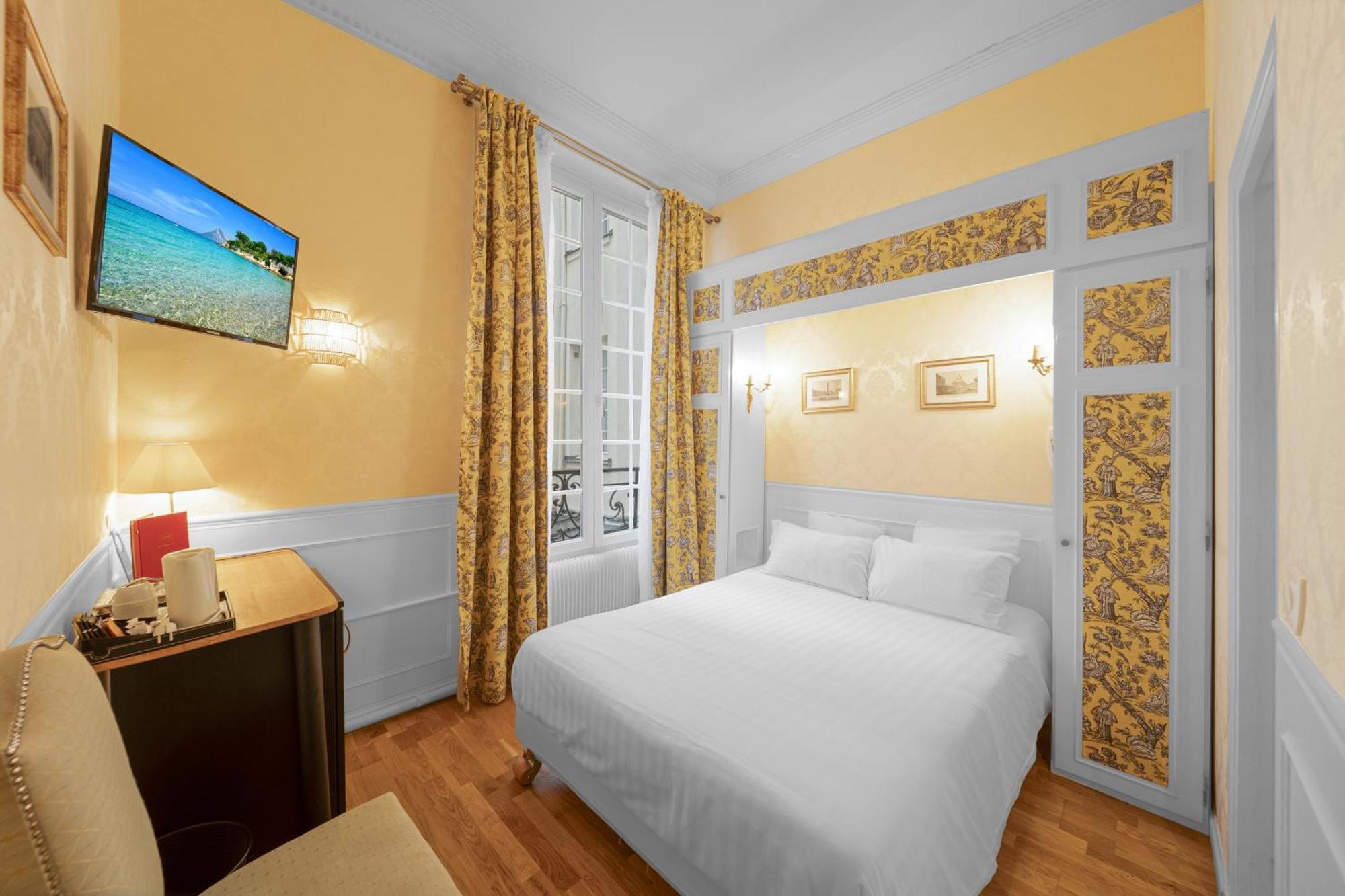 Classic Double Room